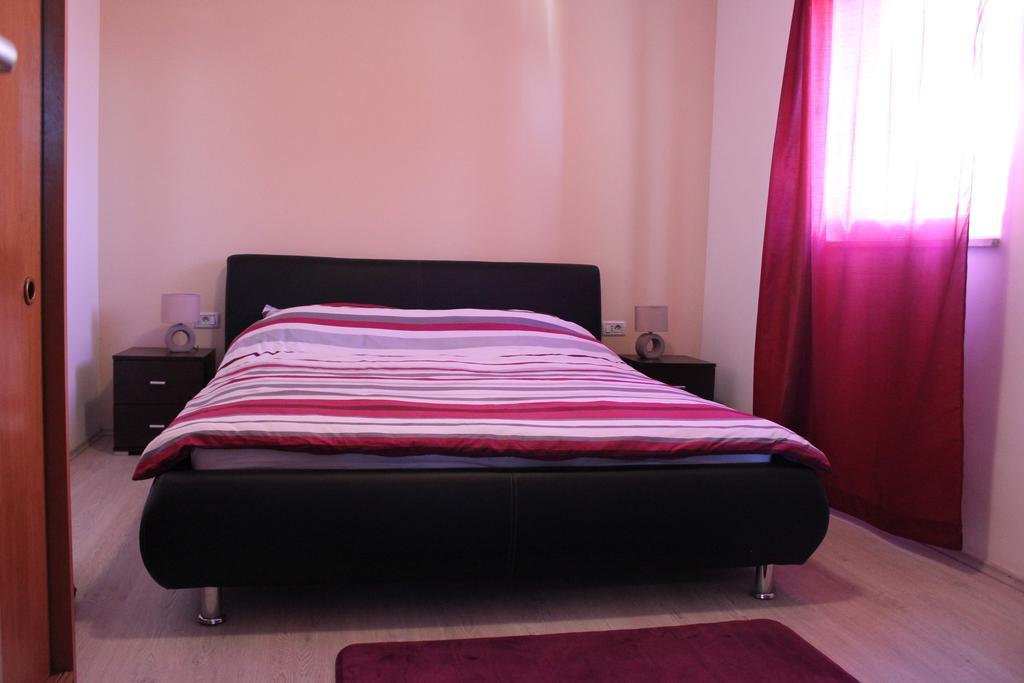 Apartments Kike&Ana Σπλιτ Δωμάτιο φωτογραφία